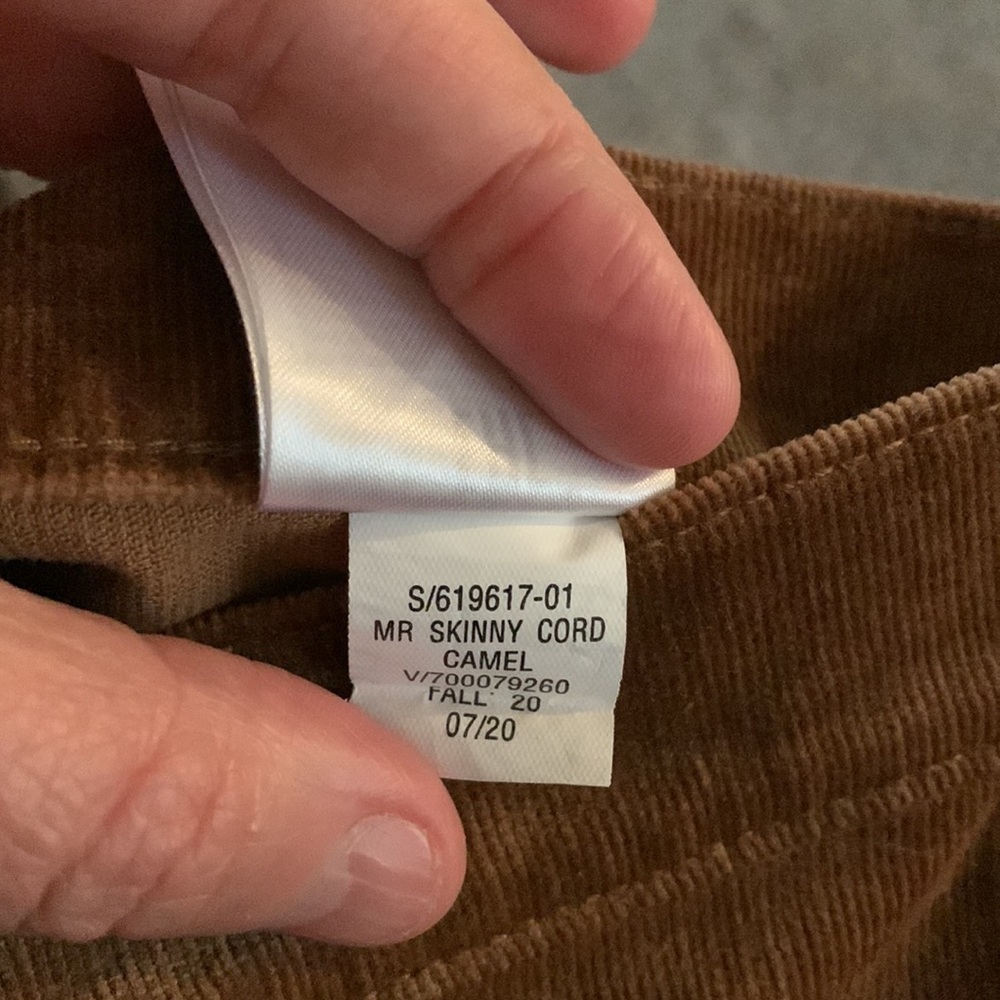 Banana Republic Mr Skinny Cord Camel Pants - Picture 10 of 10